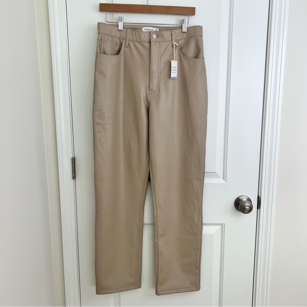 NWT Abercrombie The 90's Straight Ultra High Rise Faux Leather Pants Tan Size 31